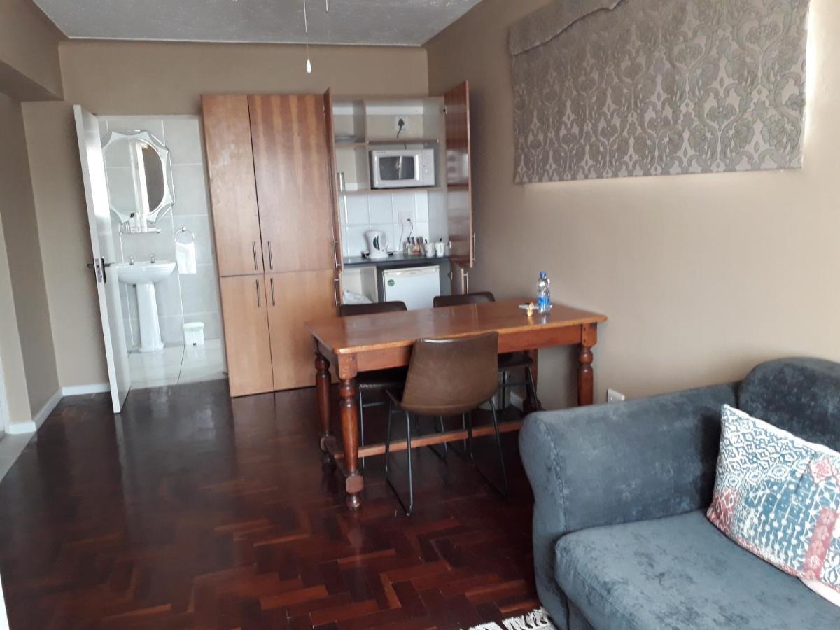 Harewood Lodge East London Εξωτερικό φωτογραφία